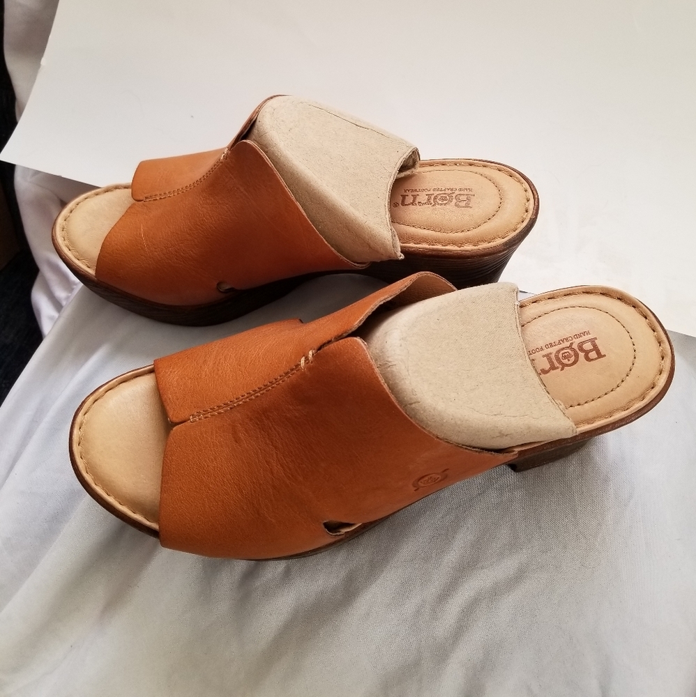 Born clogs size 9